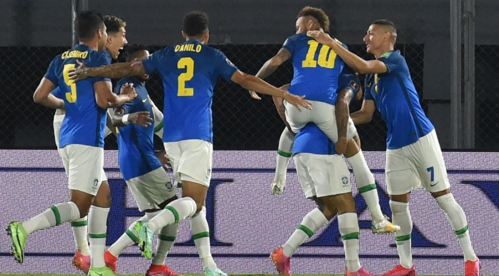 الأهلي وسموحة اليوممواجهة مثيرة في الدوري المصري